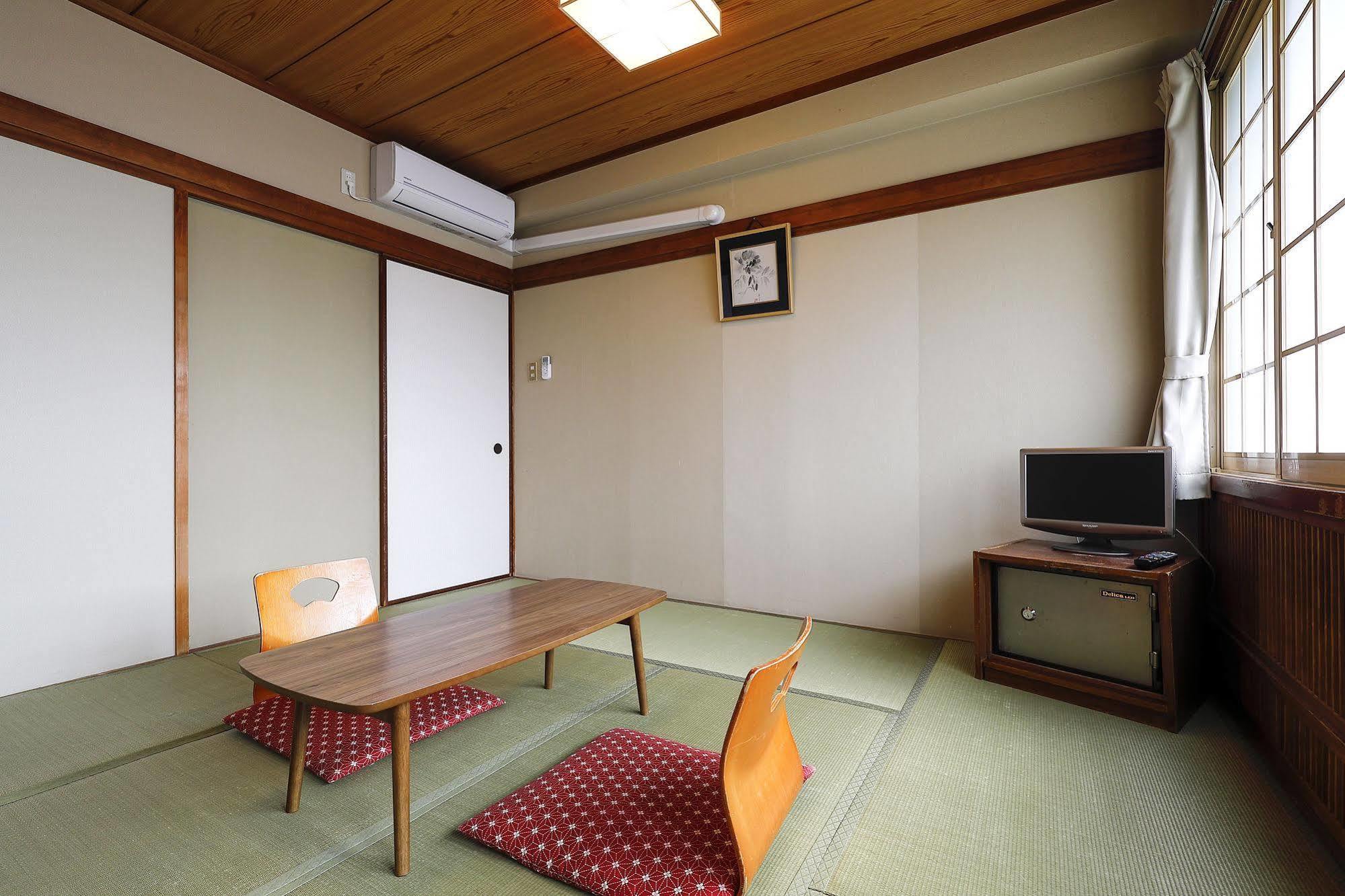 Azumaya Ryokan Kyoto Buitenkant foto