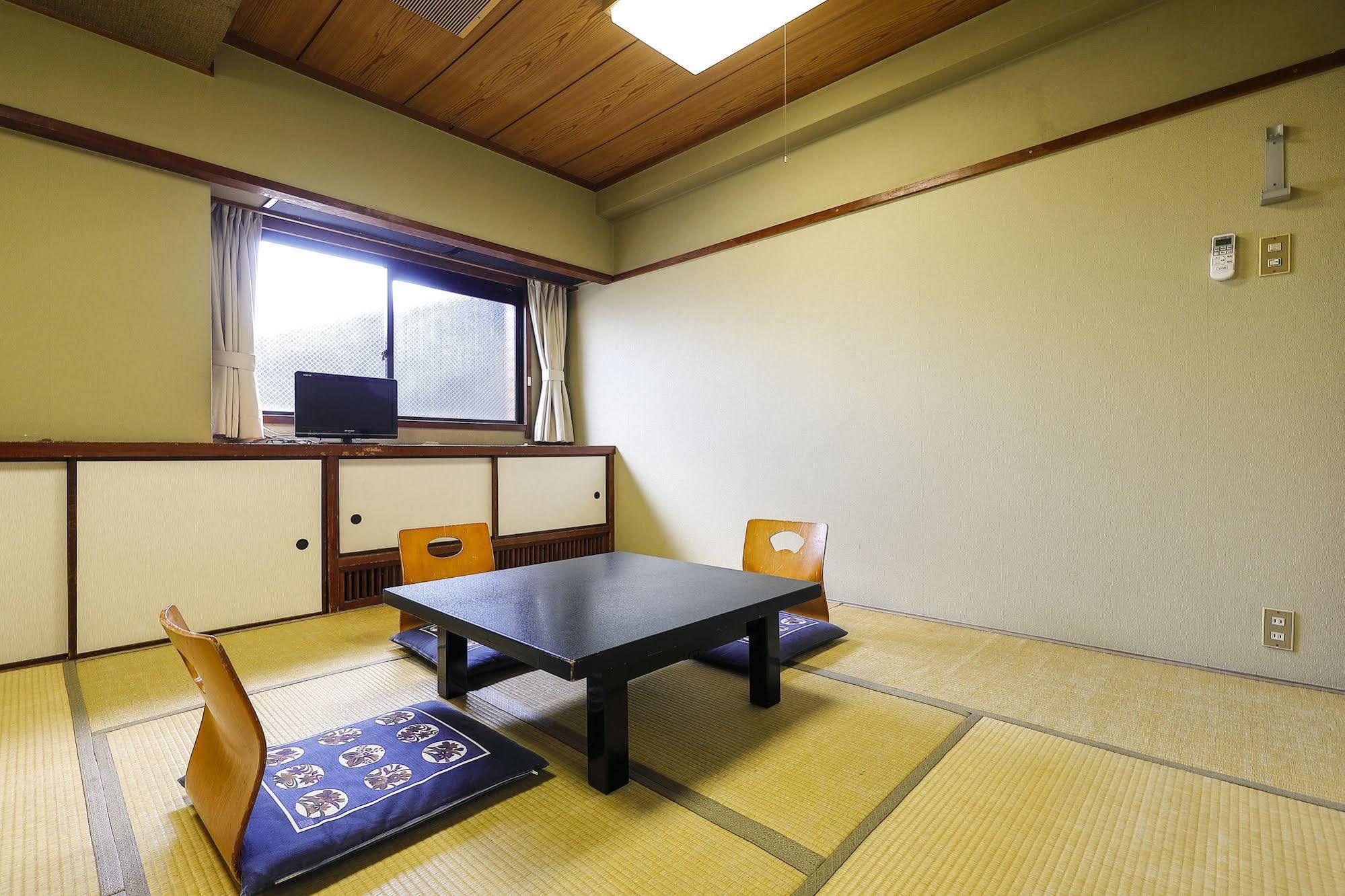 Azumaya Ryokan Kyoto Buitenkant foto