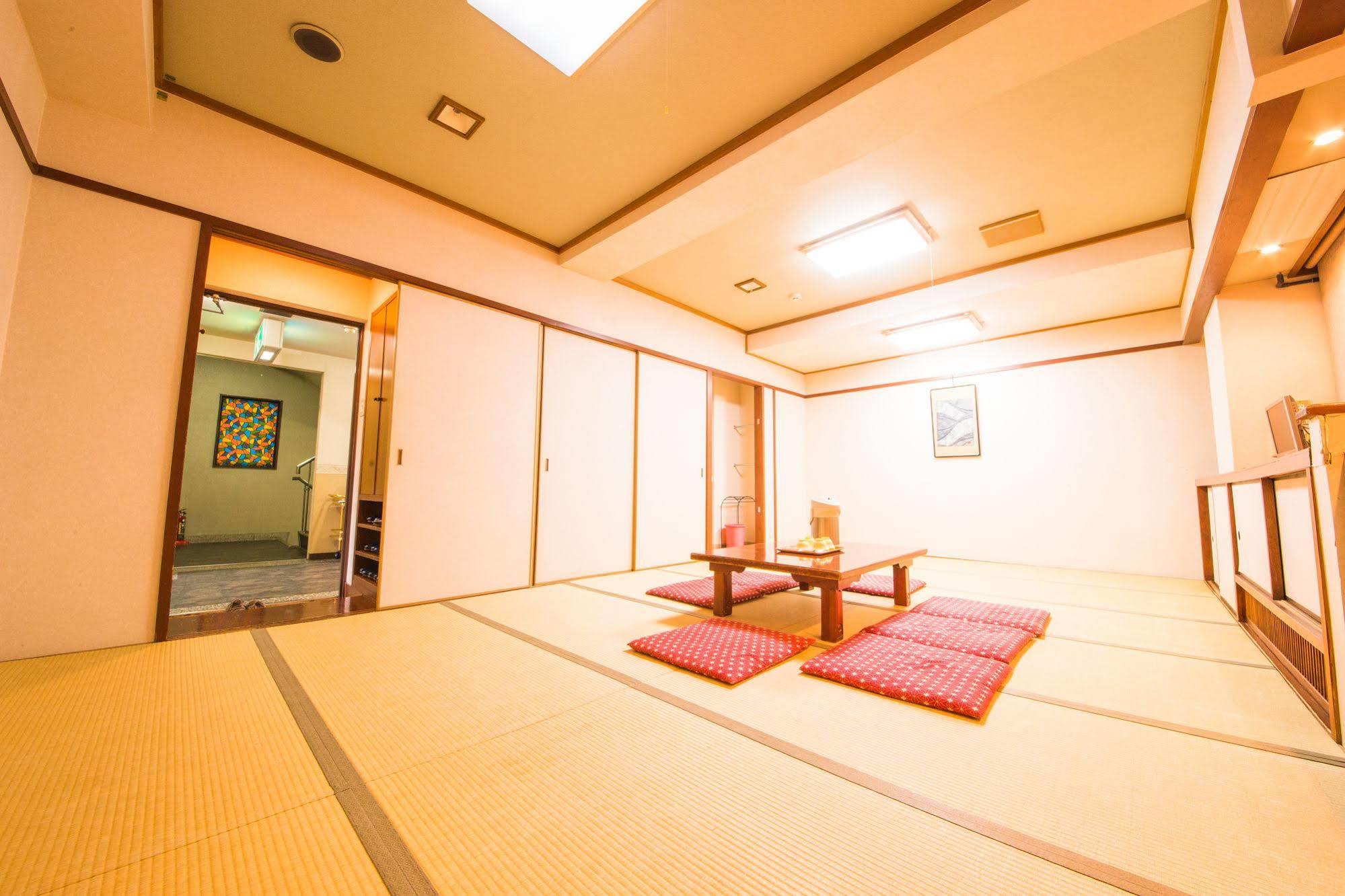 Azumaya Ryokan Kyoto Buitenkant foto